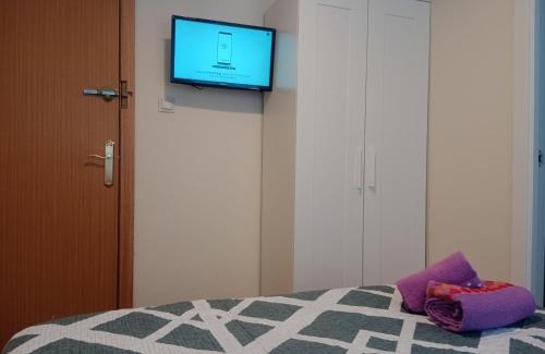 Santander Bed & Breakfast | AMRoom - Santander