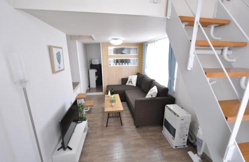 Toyohira Apartment | AMS Hiragishi 11 Rm 502 平岸駅から3分 解放感あって明るいお部屋 家族やお友達と 札幌ドームや中心部まで1駅