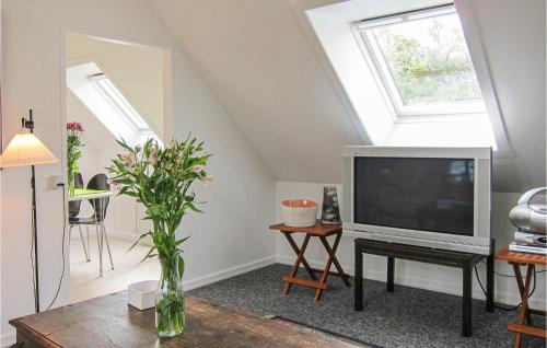 Gudhjem Apartment | An Awesome Apartment In Gudhjem With 2 Bedrooms And Wifi