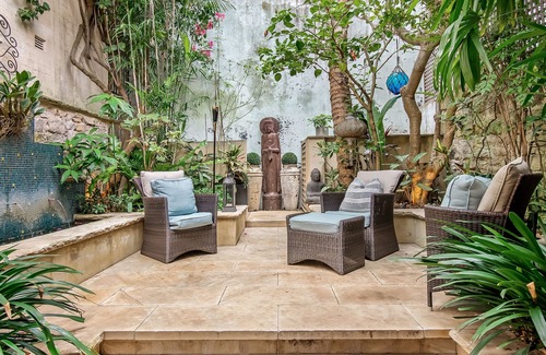 Darlinghurst House | An exceptional grand home in a highly sought-after location. Live like a local.