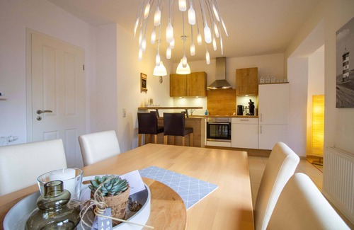 Campen Apartment | An oasis of calm in the old town center of Campen with Smart TV