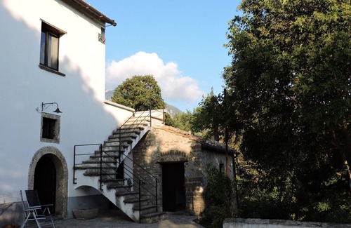 Fisciano House | An oasis of silence and nature, immersed in the Monti Picentini Park