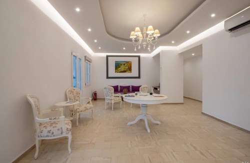 Monolithos Hotel | Anamar Santorini