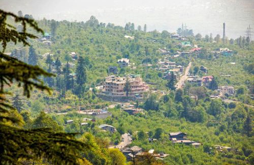 Manali Hotel | Anand Vardhan Resorts