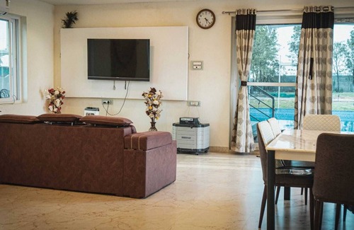 Gajwel Other | Anandam Orchard 3BR Farmstay in Hyderabad by Homeyhuts