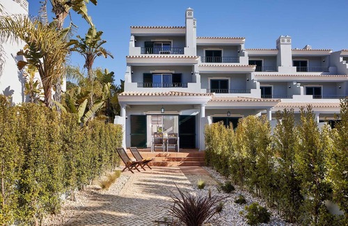 Vale do Garrao House | Ancão Gardens Townhouse
