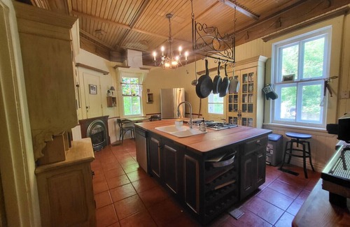 Namur RV Rental | Ancestral Nature experience at Le Salon des Inconnus