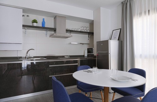 Perchel Sur Apartment | Ancha del Carmen II Boutique Apartment