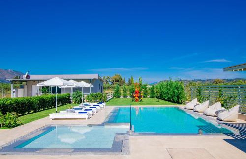 Fiolitis Villa | Anchor Villas