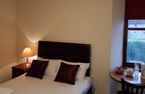 Troon Hotel | Anchorage Hotel Troon