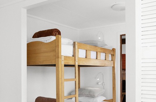 Minnie Water Apartment | Anchored at Minnie - A Seaside Holiday Apartment