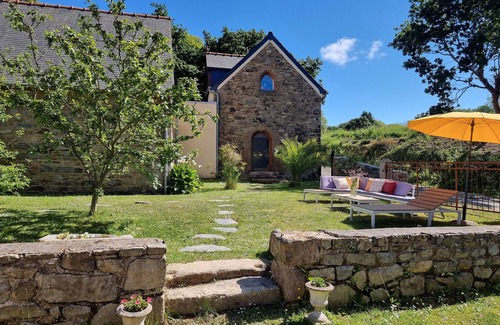 Perros-Guirec House | Ancienne Ferme Bretonne Rénovée - La Campagne à la mer