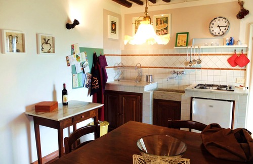 Camaiore Apartment | Ancient house in the hill with a garden and view to the sea. Wi-Fi free