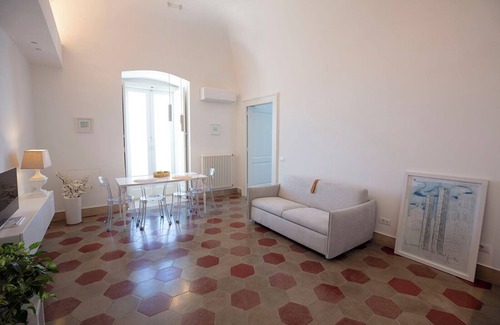 Molfetta Apartment | Ancient Residence On The Sea - Blu - Luxury Apartment With Sea View - Molfetta