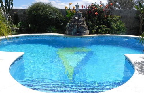 Conil de la Frontera Villa | Andalusian style, private pool with salt water, just 500 meters to Conil, landscaped garden, brick BBQ - Casa Maria del Carmen -