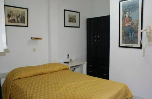idhra House | Andrea Pension
