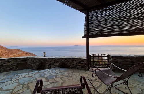 Megas Yialos-Nites House | Andros Serenity-Adults Only-Sea view-pool/jacuzzi stone residence