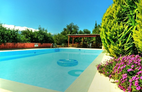 Katochori Villa | Anemole Traditional Cretan Villa