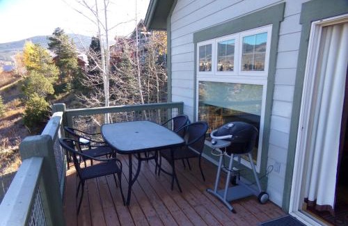 Dillon Villa | Anemone Townhome 3 bed 3 bath HTAT