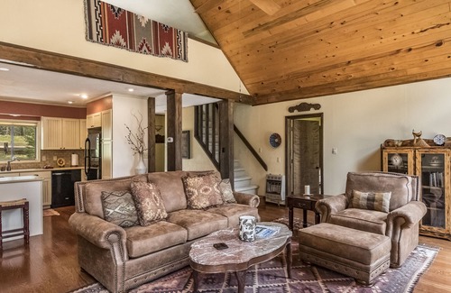 Angel Fire House | Angel Fire Chalet , “ Clean and comfortable , all the niceties of home”