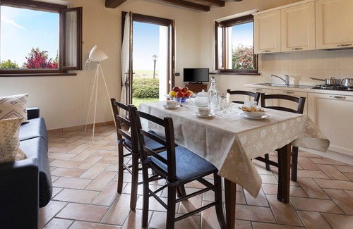 Scandiano Apartment | Angelica apartment