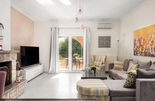 Alepou House | Angelo's Luxury Apartment Near Corfu Town