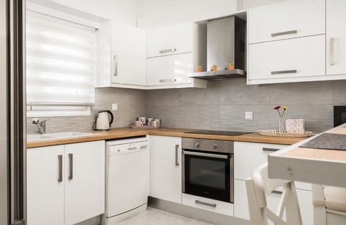 Alepou House | Angelo's Luxury Apartment Near Corfu Town