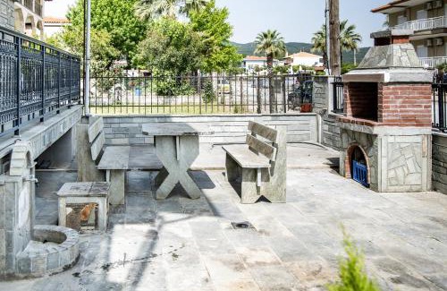 Stavros Apartment | ANGO Secont Floor Apartment