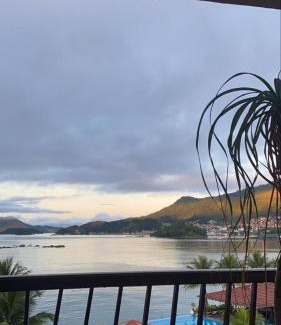 Praia do Jardim Apartment | Angra dos Reis - Apartamentos com Vista para o mar OU para piscina Condomínio Porto Bali