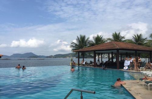 Praia do Jardim Apartment | Angra dos Reis Apartamento com Vista - Condomínio Porto Bali 308