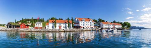 Angvik Hotel | Angvik Gamle Handelssted - by Classic Norway Hotels