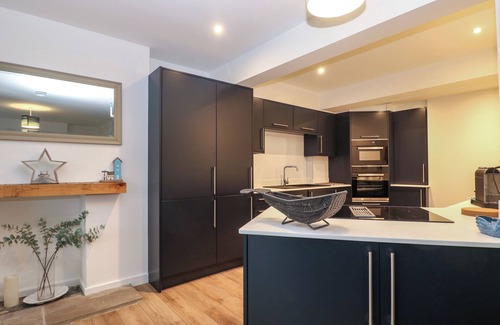 Looe Cottage | Anjoma