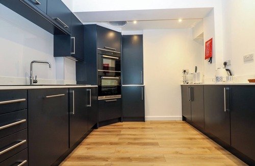 Looe Cottage | Anjoma