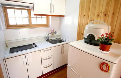 Taean House | Anmyeondo Lake Park Pension