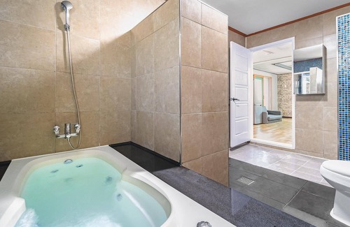 Changbun House | Anmyeondo Sunnyeui Pensionstory