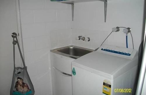 Happy Valley House | Annabell's Banksia Court Fraser Island