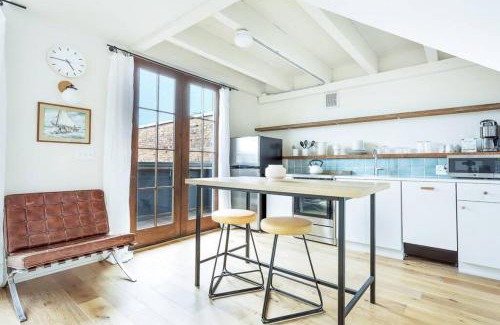 Yamacraw Village Apartment | Annabelle 4A - New