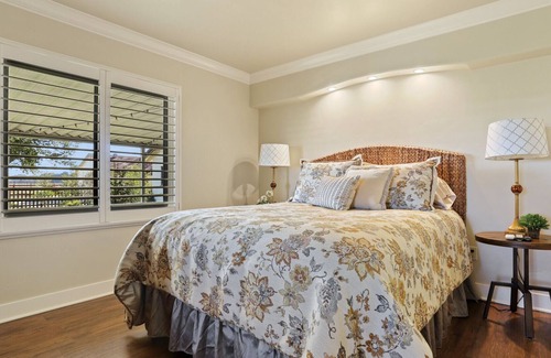 Lodi House | Annadan Suites is the beautifully located vineyard getaway of your dreams.
