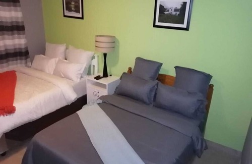 Cape Town Cabin | Annex Lodge - Suite 5