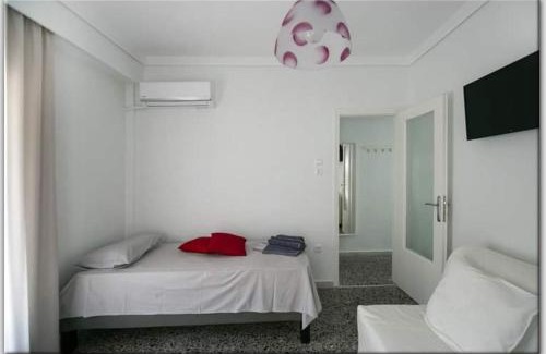 Agia Triada Apartment | Anni's cozy apartments 50m from the beach