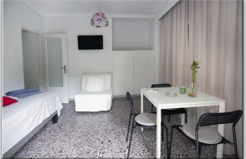 Agia Triada Apartment | Anni's cozy apartments 50m from the beach