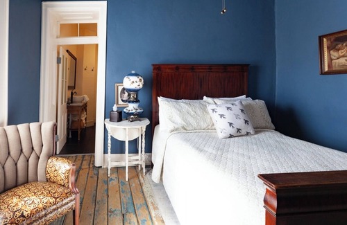 Cimarron Hotel | Annie Oakley - Historic Hotel