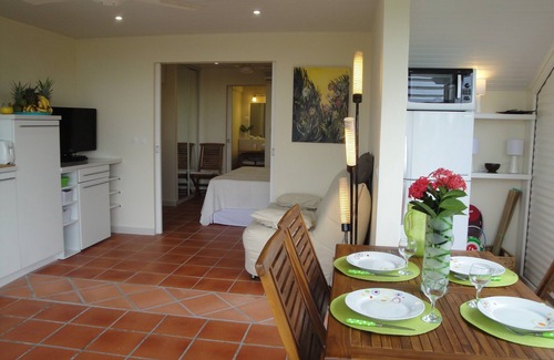 Anse des Rochers Apartment | ANSE DES ROCHERS/VILLA CARAIBES 921/waterfront/5 people/WIFI