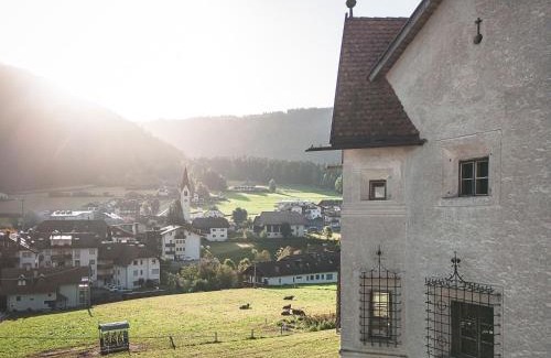 Rasun di Sopra Hotel | Ansitz Heufler by Norbert Niederkofler