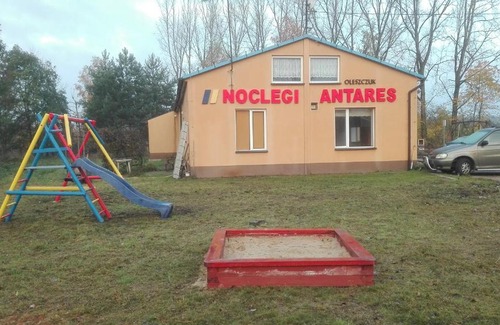 Trzebinia House | Antares noclegi u Basi