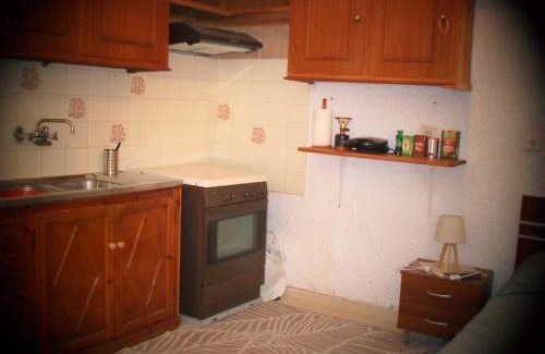 Aegina Town Apartment | Anti's Houses