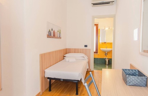 Citta Antica House | Antiche Mura 3 - One Bedroom Guest House, Sleeps 1