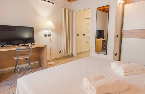 Citta Antica House | Antiche Mura 5 - One Bedroom Guest House, Sleeps 2