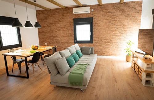 Ubrique Apartment | Antigua Fábrica de Piel Reformada. Ubrique.