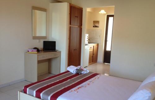 Alikanas Apartment | Antonio Studios